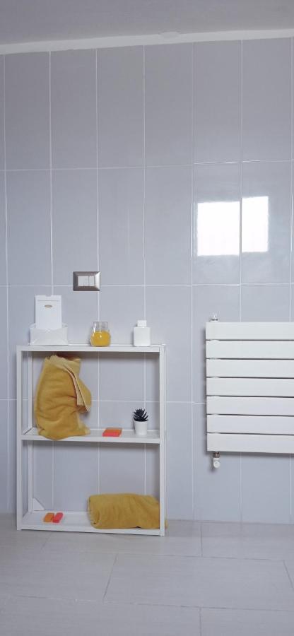 Marina Piccola Apartment Bari Buitenkant foto