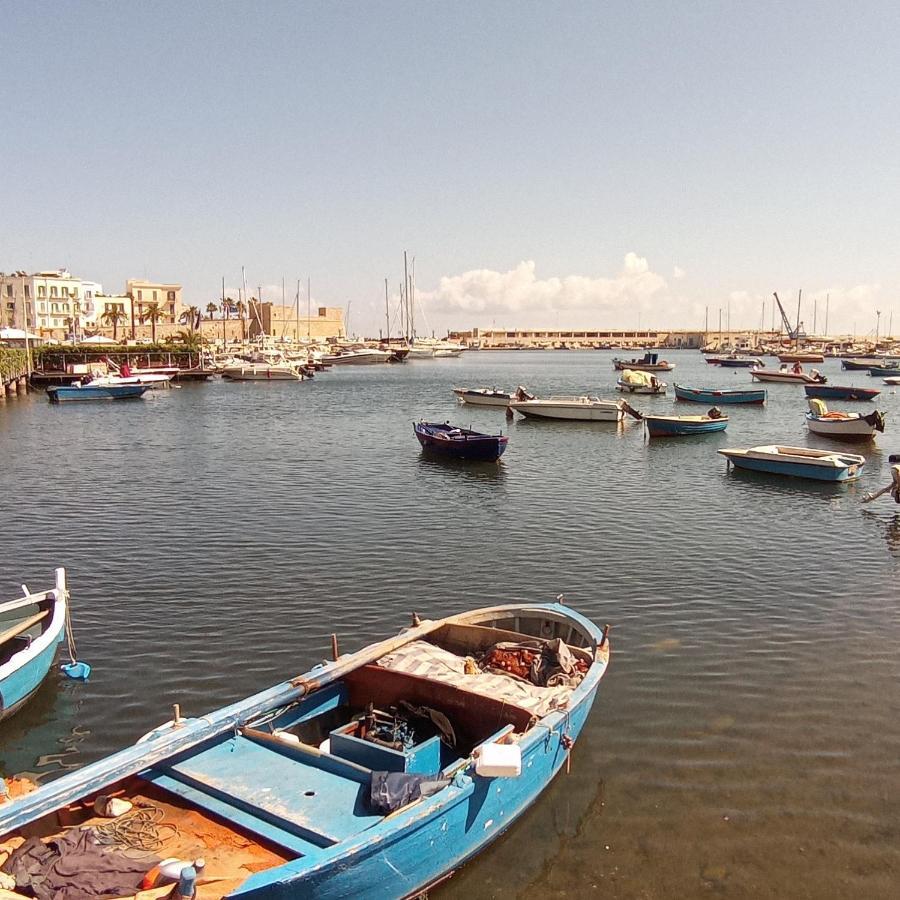 Marina Piccola Apartment Bari Buitenkant foto